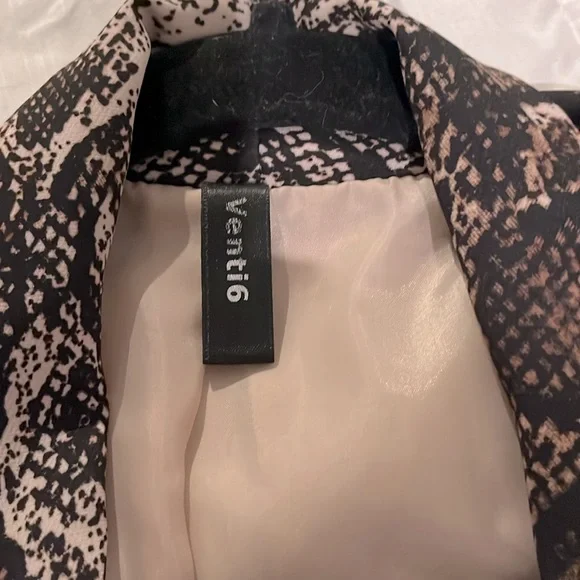 Venti 6 Brown Snake Print Design Jacket Fully Lined - Picture 5 of 6